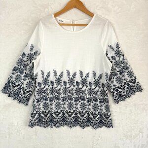 Anthropologie Kindred Embroidered Floral 3/4 Bell Sleeve Blouse S Petite White